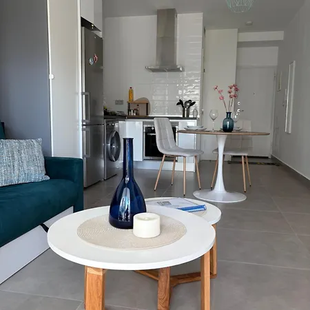 Modern Lamar Appartement